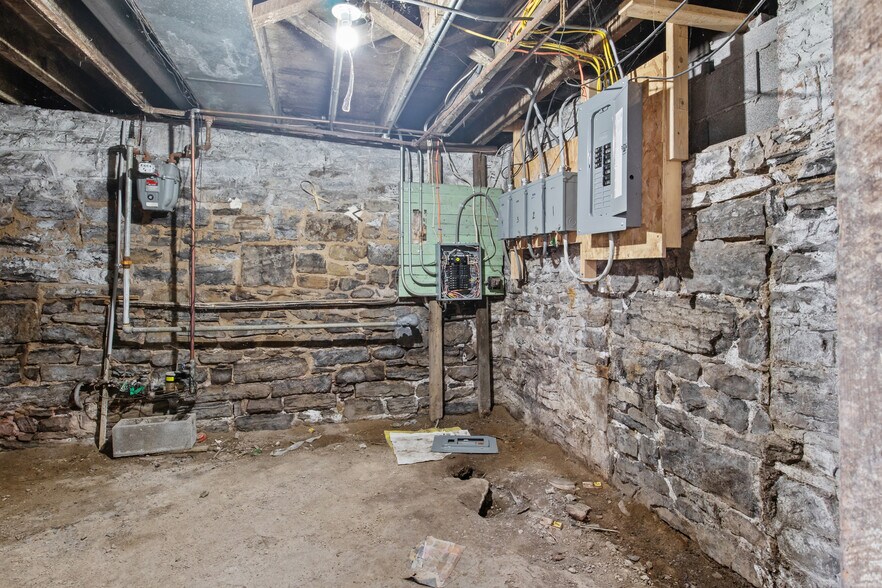 More Photos Of 1002 Butternut St, Syracuse Apartments For Sale