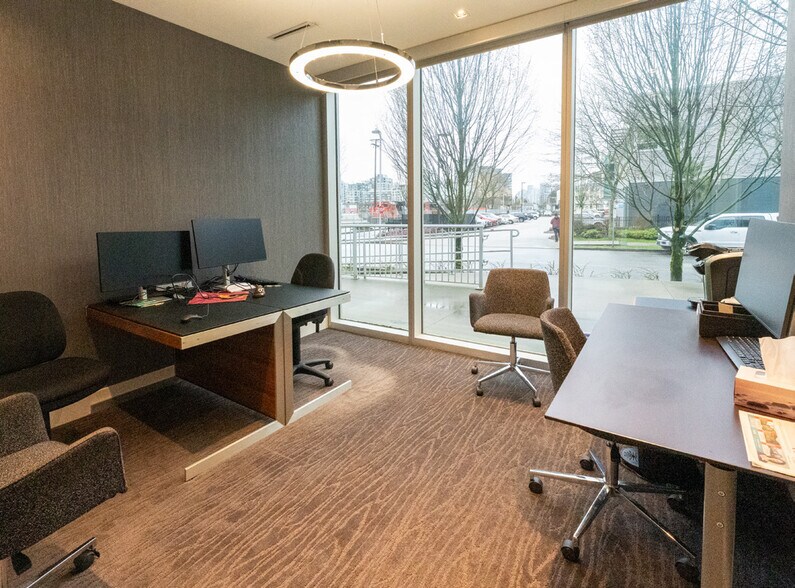 More Photos Of 438 Terminal Av, Vancouver Office For Lease