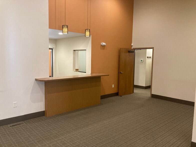 More Photos Of 4810 Rusina Rd, Colorado Springs Medical For Sale