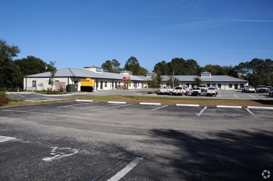 More Photos Of 437-481 W Ardice Ave, Eustis Office For Lease