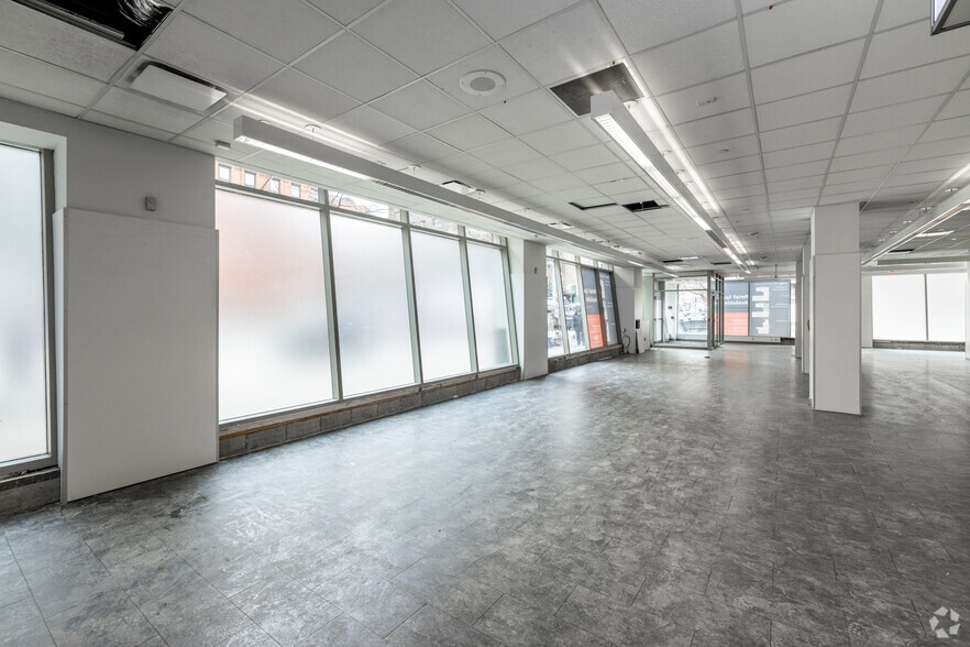 More Photos Of 300 E 23rd St, New York Apartments For Sale