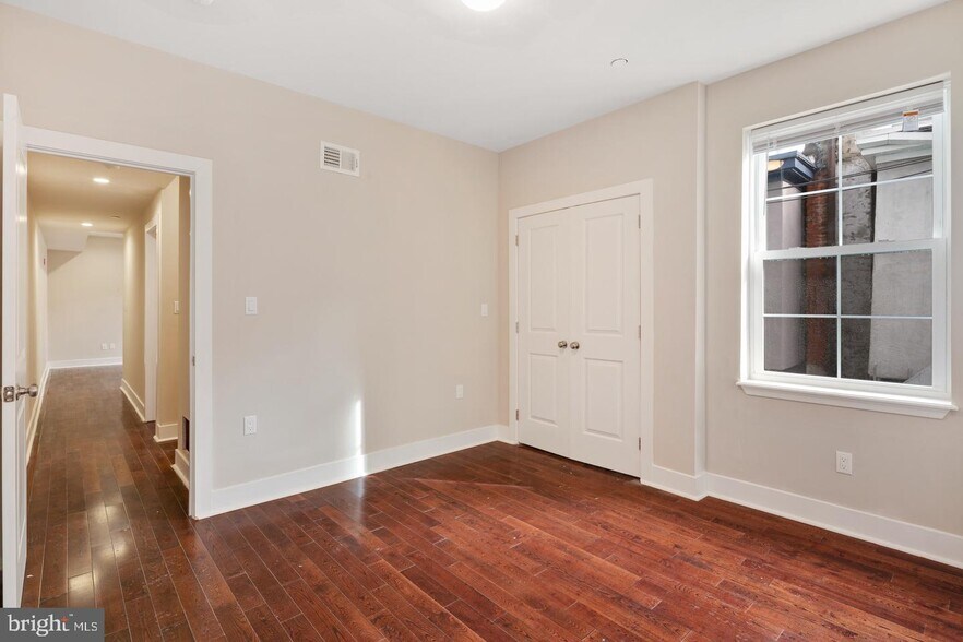 More Photos Of 46 S 44th St, Philadelphia Apartments For Sale