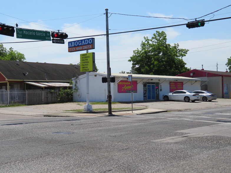 Primary Photo Of 602 Ssgt Macario Garcia Dr, Houston Storefront Retail Office For Sale