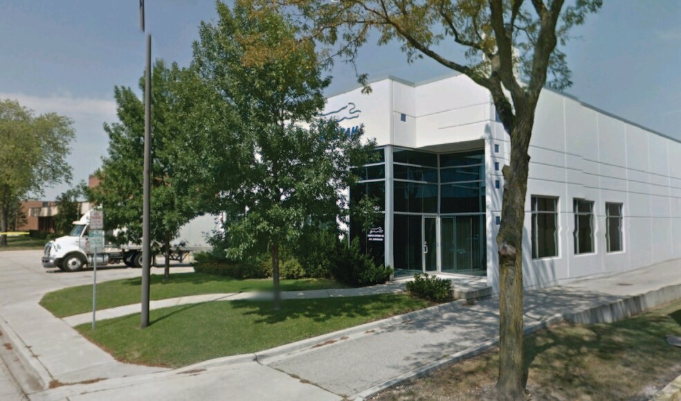More Photos Of 1160 Greenleaf Ave, Elk Grove Village Warehouse For Sale
