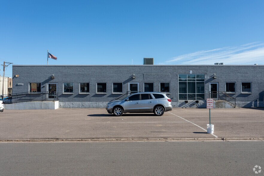 More Photos Of 2452-2488 W 2nd Ave, Denver Warehouse For Lease