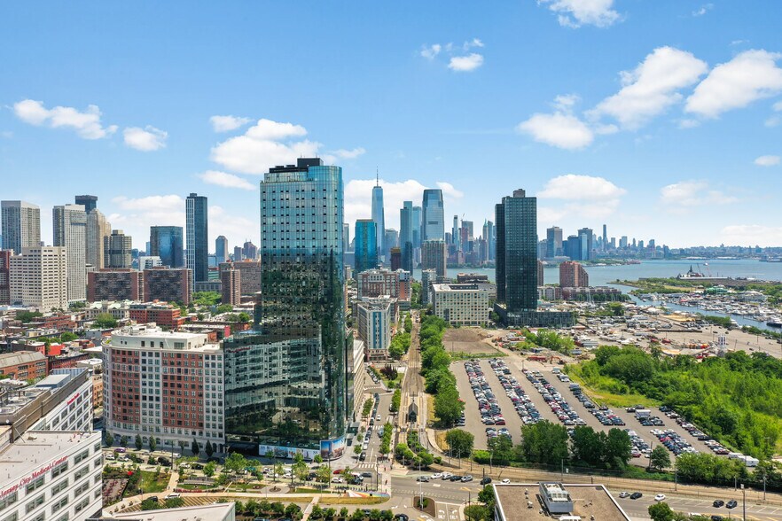 More Photos Of 88 Regent St, Jersey City Apartments For Lease