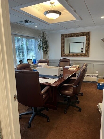 More Photos Of 5260 Merrick Rd, Massapequa Office For Sale