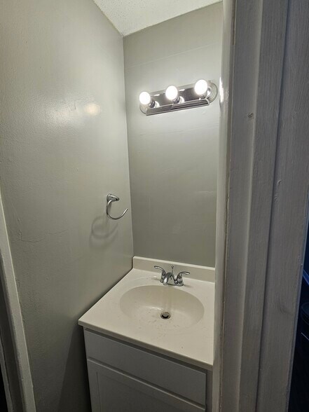 More Photos Of 2225 Golf Rd SW, Huntsville Apartments For Sale