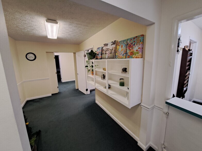 More Photos Of 905 W Ventura Ave, Clewiston Medical For Sale