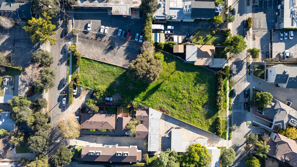 More Photos Of 252 Michigan Ave, Pasadena Land For Sale