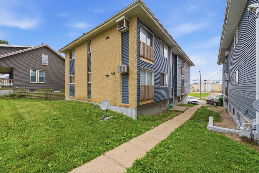 More Photos Of 802-816 15th Ave SW, Cedar Rapids Apartments For Sale
