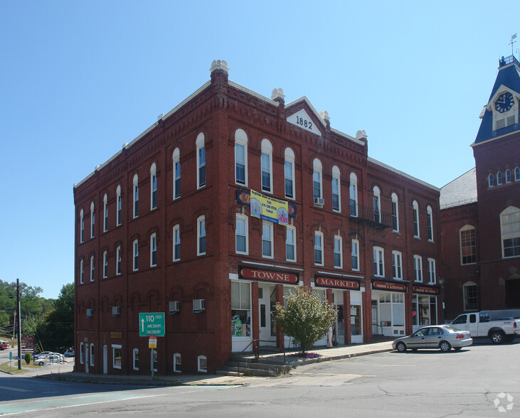 Primary Photo Of 14-20 Merrimac Sq, Merrimac Storefront For Lease