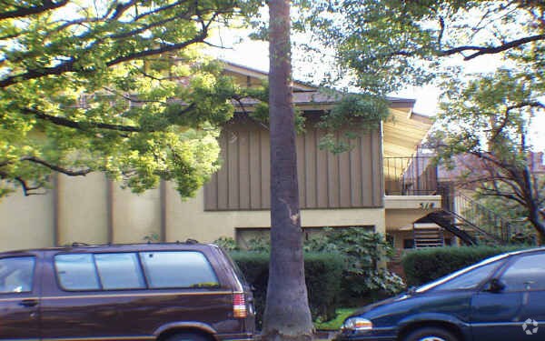 More Photos Of 518 E Washington Blvd, Pasadena Apartments For Sale