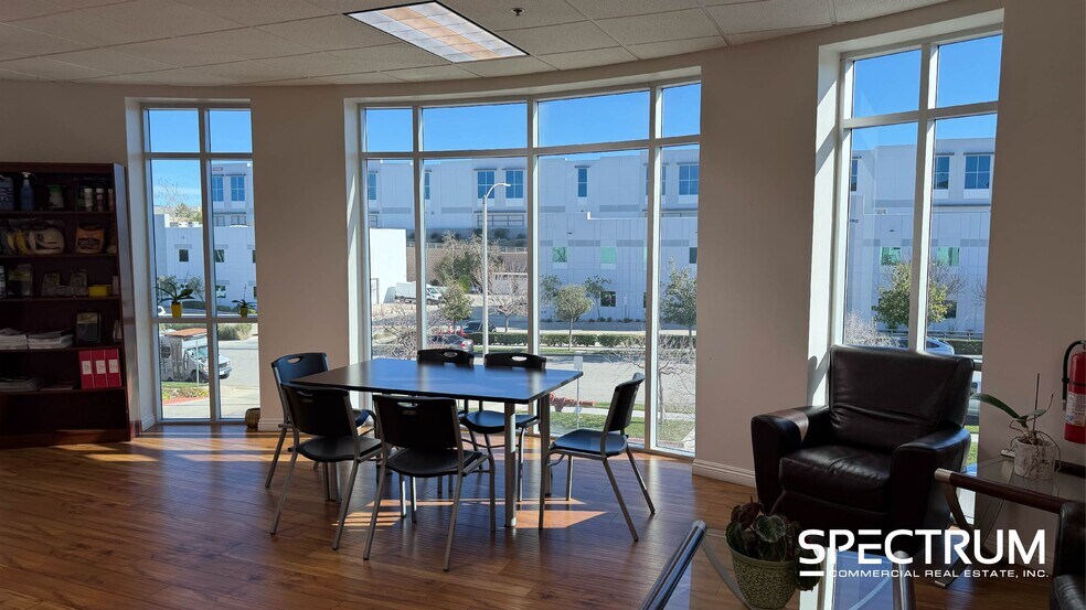 More Photos Of 26321 Ferry Ct, Santa Clarita Warehouse For Lease