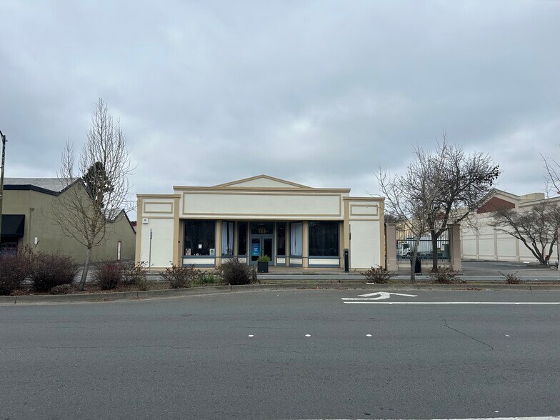 More Photos Of 111 3rd St, Santa Rosa Storefront Retail Office For Sale