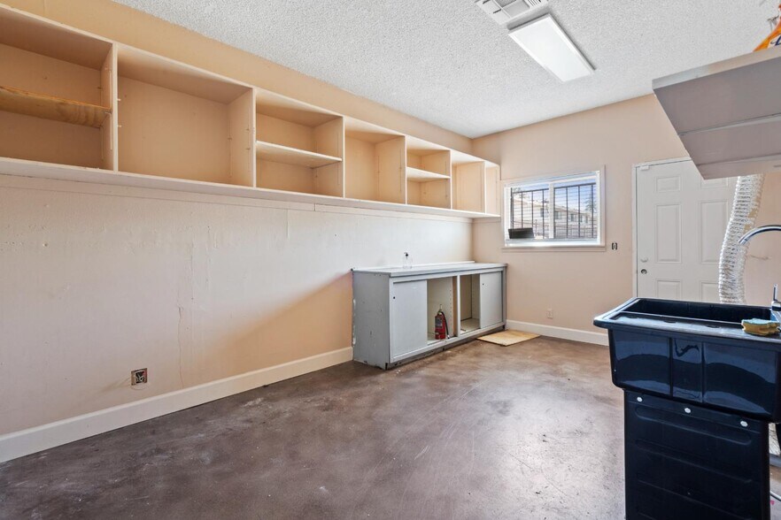 More Photos Of 4141 E Gettysburg Ave, Fresno Freestanding For Sale