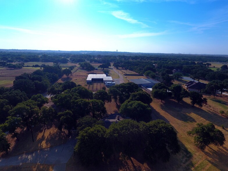 More Photos Of 601 Old Base Rd, Aurora Religious Facility For Sale