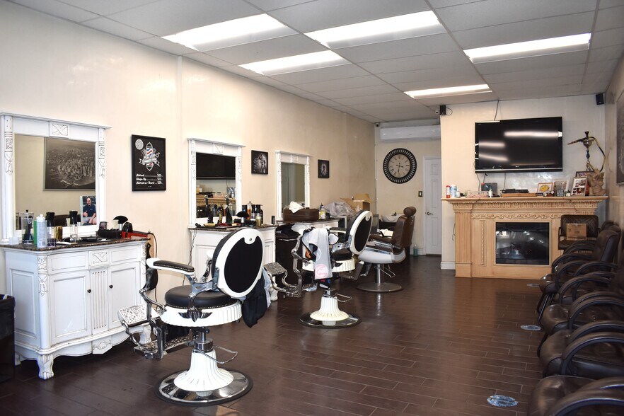 More Photos Of 102-114 Cortelyou Rd, Brooklyn Storefront For Sale