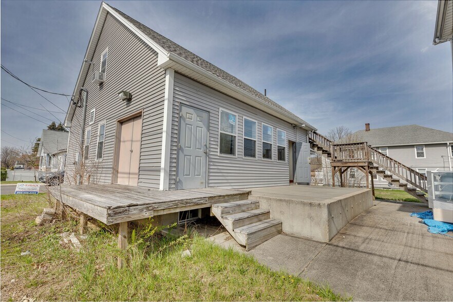 459461 East St, Ludlow, MA 01056 Storefront Retail Residential For