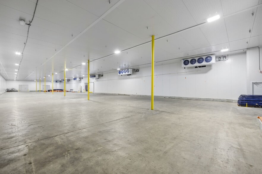 More Photos Of 7500 NW 25th St, Miami Warehouse For Sale