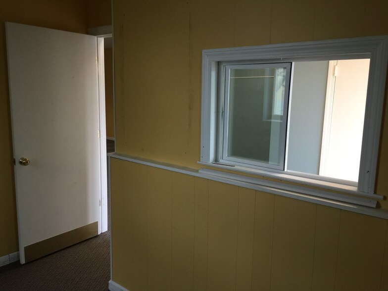 More Photos Of 97 Locust Ave, Cortlandt Manor Medical For Sale