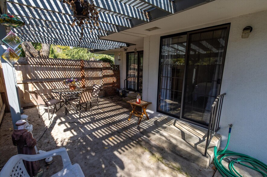 More Photos Of 1415 W Scott Ave, Fresno Assisted Living For Sale