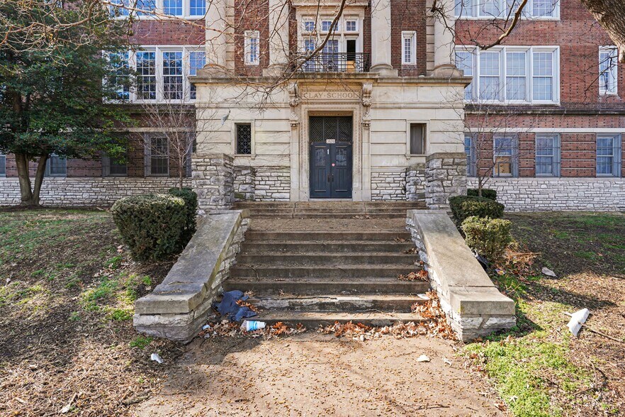 More Photos Of 3821 11th St, Saint Louis Specialty For Sale