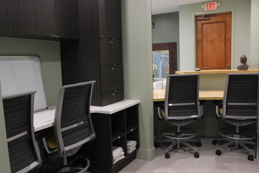 More Photos Of 6965 Piazza Grande Ave, Orlando Office Residential For Sale