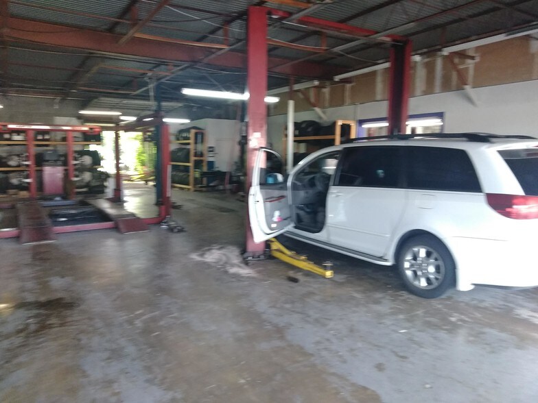 More Photos Of 2116 Fry Rd, Houston Auto Repair For Sale