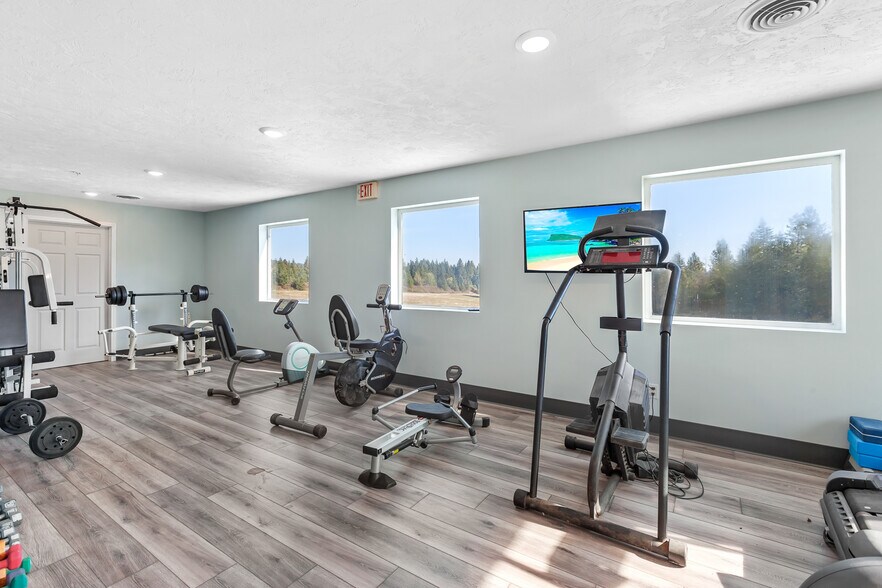 More Photos Of 30400 S Sunray Trl, Worley Lodge Meeting Hall For Sale