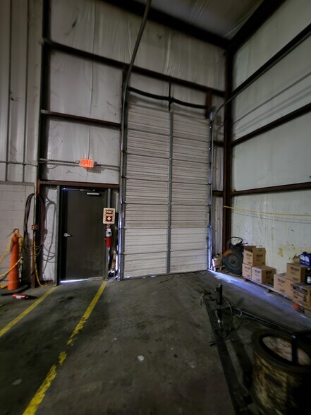 More Photos Of 2714 Russellville Rd, Bowling Green Flex For Sale