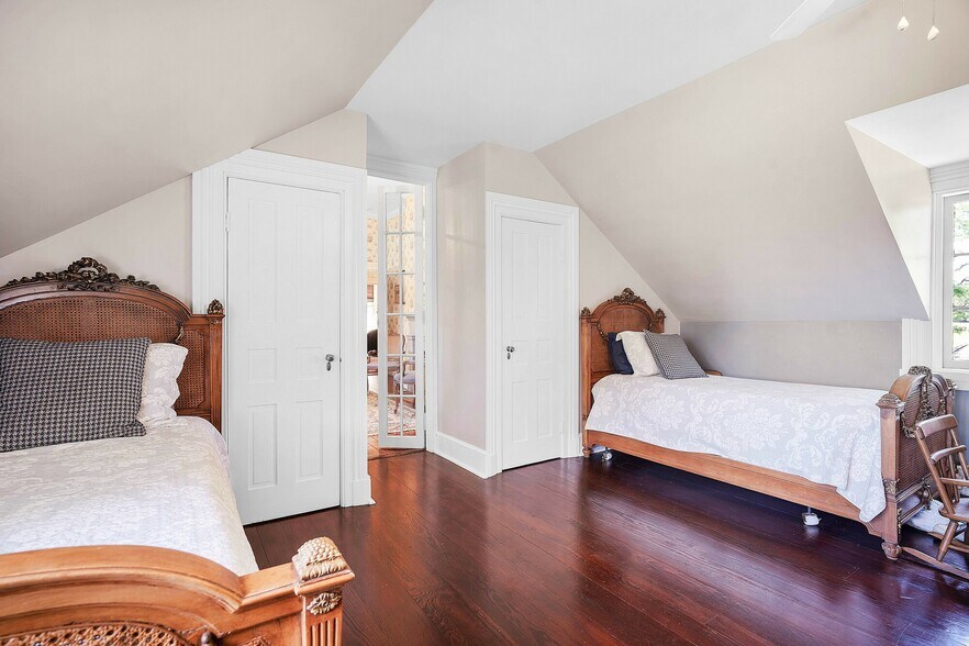 More Photos Of 1902 Jefferson Pike, Brunswick Lodge Meeting Hall For Lease