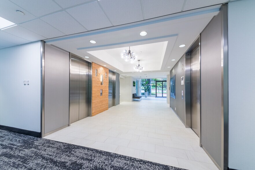 More Photos Of 500 Northridge Rd, Atlanta Office For Lease
