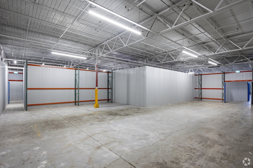 More Photos Of 724 Caledonia Rd, Toronto Warehouse For Lease