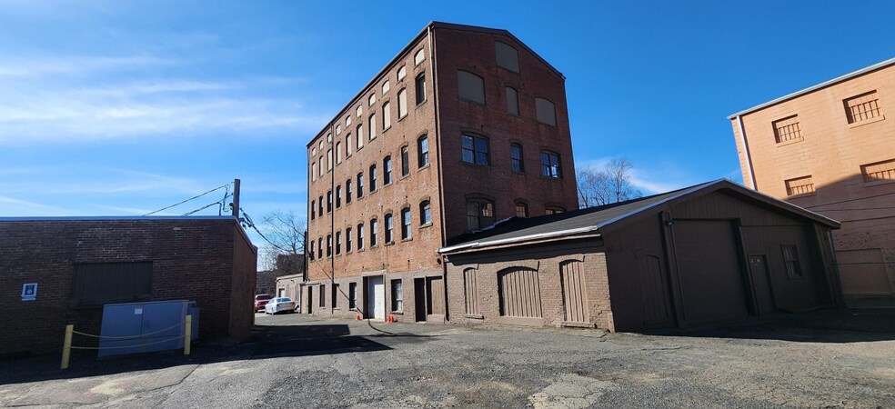 More Photos Of 5 Cross St, Meriden Warehouse For Sale