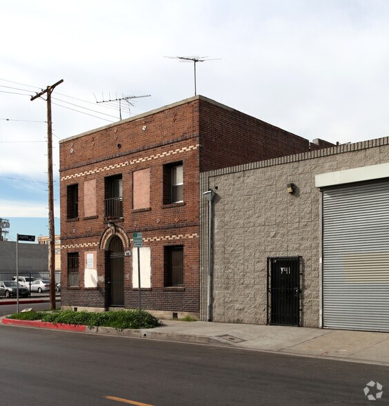 More Photos Of 745 Stanford Ave, Los Angeles Apartments For Sale