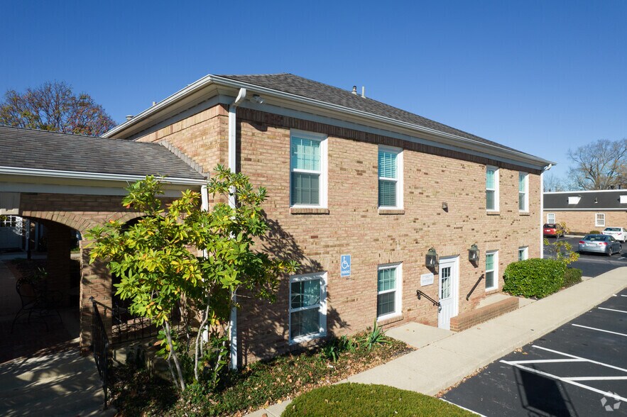 More Photos Of 3600 Olentangy River Rd, Columbus Medical For Lease