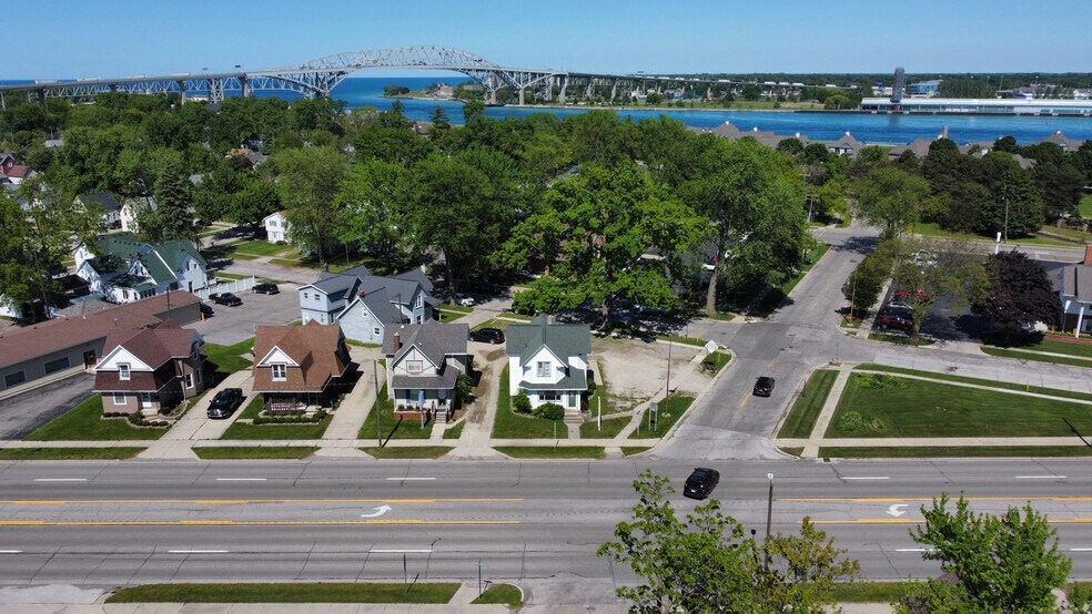 More Photos Of 1806 Pine Grove Ave, Port Huron Storefront Retail Office For Sale