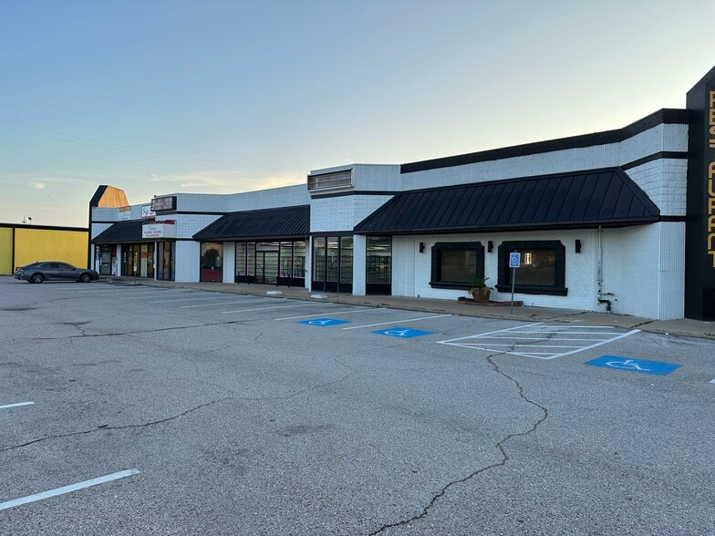 More Photos Of 5920 Highway 6 N, Houston General Retail For Sale
