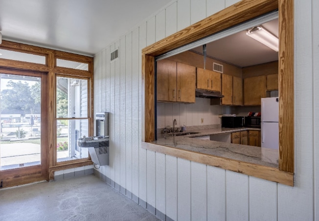 More Photos Of 112 Hunting Creek Rd, Hopkins Specialty For Sale