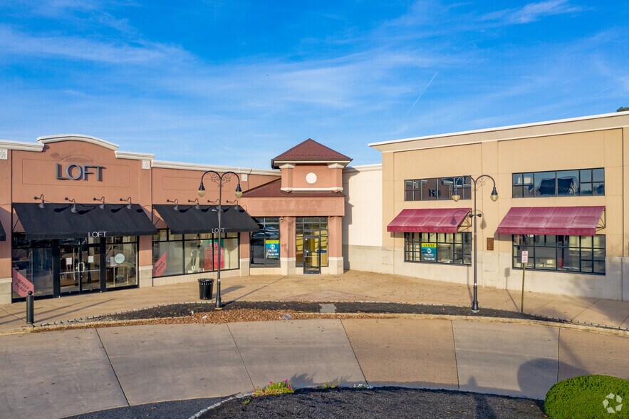 More Photos Of State Route 38 @ Briggs Rd, Mount Laurel Unknown For Lease