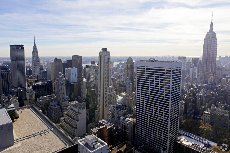 More Photos Of 1114 Avenue of the Americas, New York Office For Lease