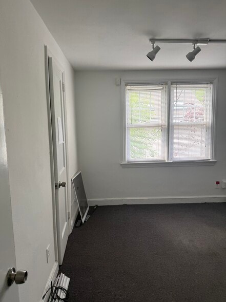 More Photos Of 728-740 E Haverford Rd, Bryn Mawr Office For Lease