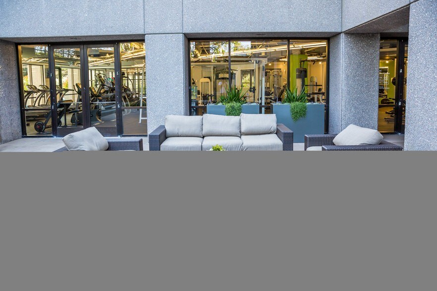 More Photos Of 135 S State College Blvd, Brea Office For Lease