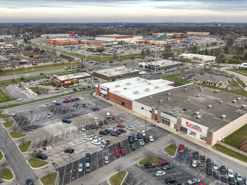 More Photos Of 23267 Eureka Rd, Taylor Freestanding For Lease