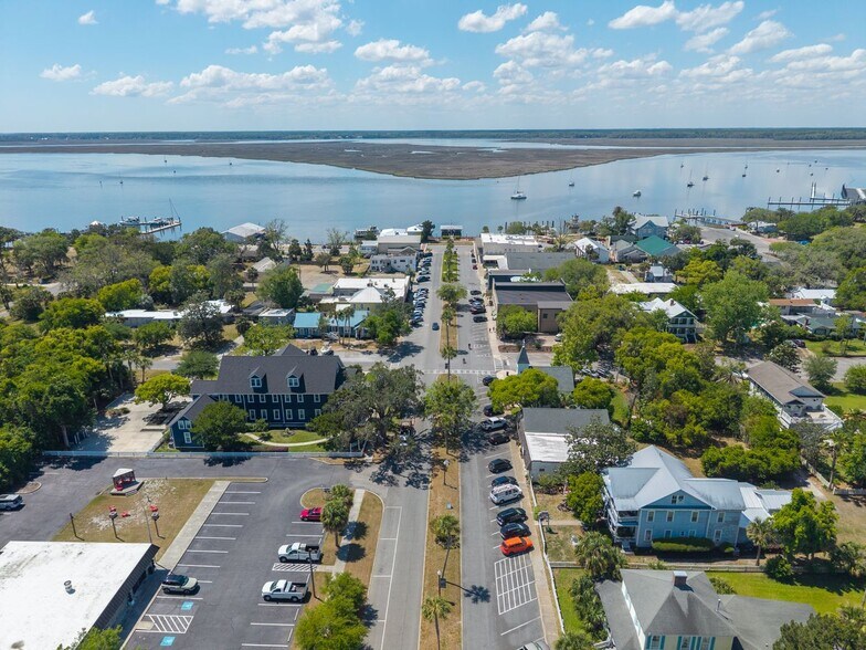 More Photos Of 209 Osborne St, Saint Marys Flex For Sale