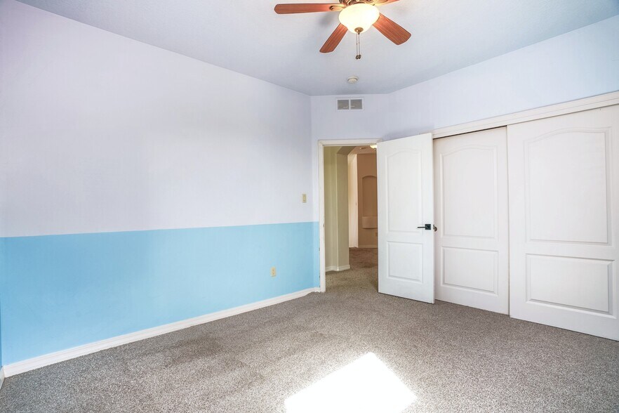 More Photos Of 4316 Beresford Ln Nw, Albuquerque Flex For Sale