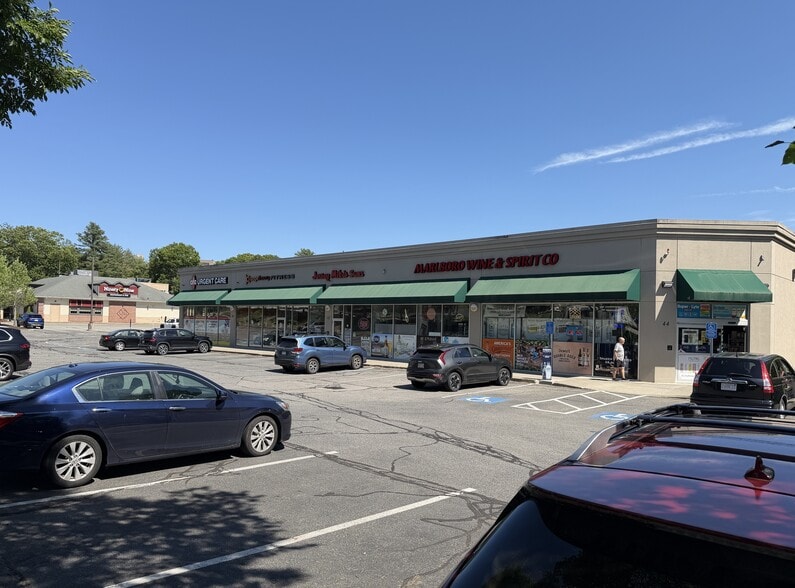 More Photos Of 42-44 W Boston Post Rd, Marlborough General Retail For Lease
