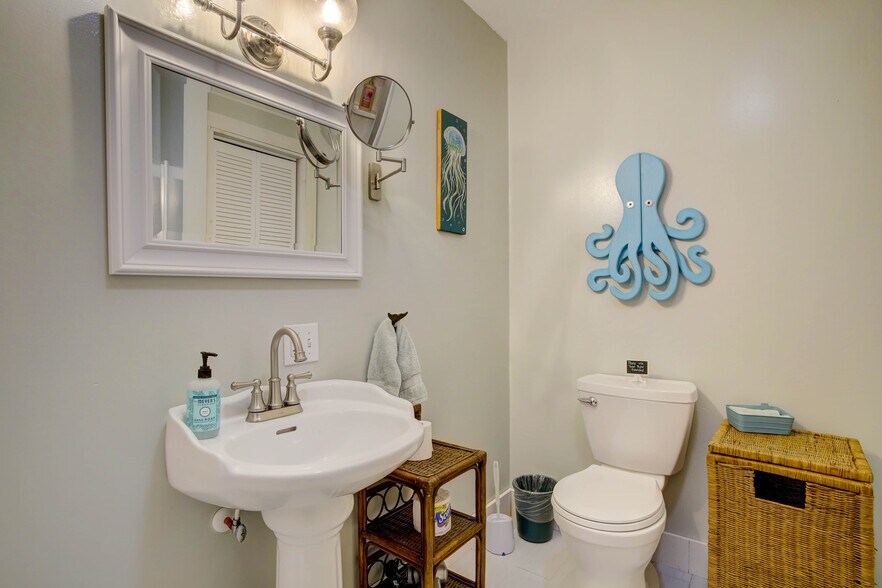 More Photos Of 3691 Main St, Chincoteague Marina For Sale