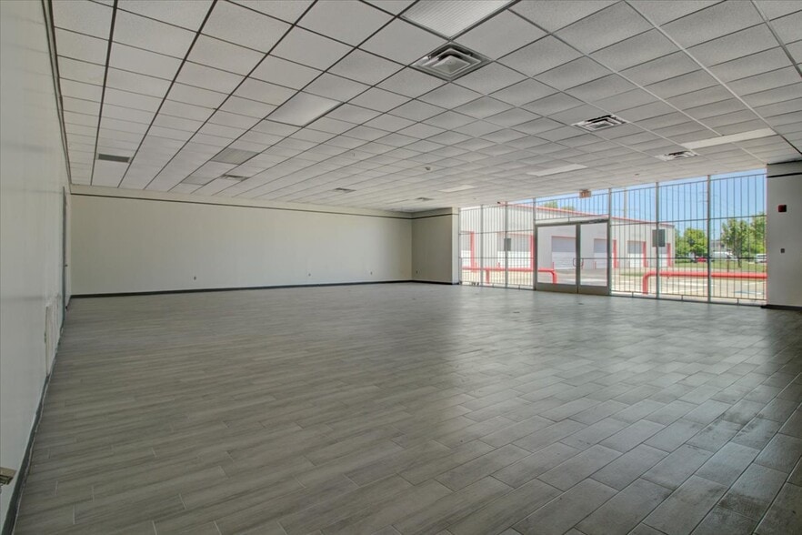 More Photos Of 4055 Old Dowlen Rd, Beaumont Warehouse For Sale